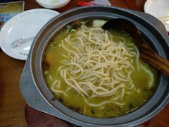 -周鱼小馆石锅酸菜鱼(活力汇店)