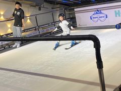 -Hopo Snow 城市滑雪空间(来福士广场购物中心店)