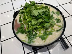 -肥汁米蘭香港米线(长宁来福士店)