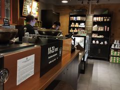 自助取餐区-星巴克臻选(北京前门大街店)