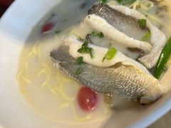 雪菜黄鱼面-玖鲜小笼(中山广场店)