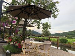 -比顿咖啡(和顺古镇店)