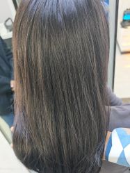 -V7 HAIR SALON