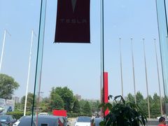 -TESLA 特斯拉(北京南四环中路特斯拉中心)