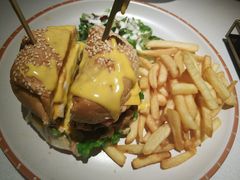 -阿妮叶李(光谷世界城店)