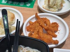 -蒙自源米线大王(东站店)