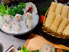 松茸海鲜滑-湊湊火锅·茶憩(打浦桥日月光店)