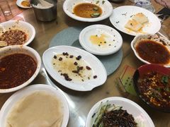 -勇猛子川菜馆(新军路店)