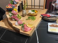 -山川小町·极番烧肉(新地假日广场店)
