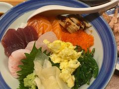 海鲜丼-初居食屋日式料理(万象城购物中心店)