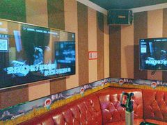 -唱吧麦颂KTV(松江五龙商业广场店)