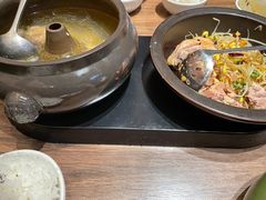 云海肴汽锅鸡-云海肴云南菜(浦江欢乐颂店)