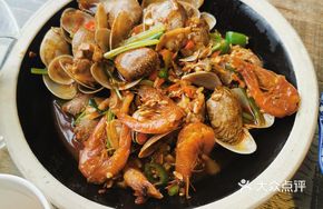 Clam and Prawn Stir-fry