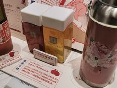 -奈雪的茶(湖滨银泰in77C区PRO店)