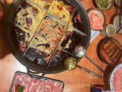 -周小明火锅(黑金冠社区店)