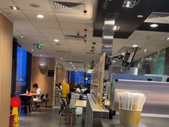 -麦当劳(三亚凤凰机场店)