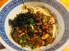 -沪西老弄堂面馆(定西路店)