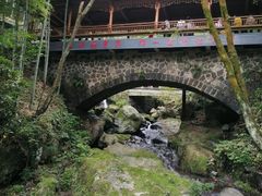 -藏龙百瀑风景区