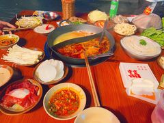 -赵美丽·重庆社区火锅·直营店(火车东站·中豪国际店)