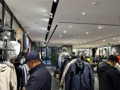 -ARC'TERYX始祖鸟(北京王府中环店)