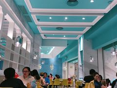 大堂-姚姚酸菜鱼·金戈戈香港豉油鸡(喜荟城联名店)
