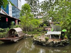 -花溪雨·森林餐厅(石基店)