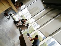 -星巴克臻选(湖滨道店)