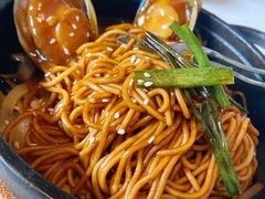 葱香鲍鱼捞面-夜上海(新天地店)