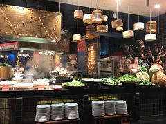 自助取餐区-四海一家自助餐(益田假日广场店)