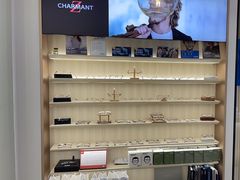 -无界眼镜MaxLess(南翔印象城店)