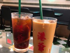 招牌奶茶-港爺茶檔·茶餐厅(东晓南路店)