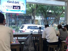 景观位-伟记奥面馆(养育巷店)