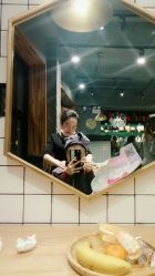 -PE SALON