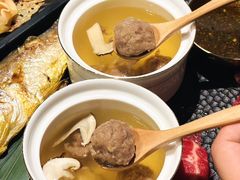 -铭牛烧肉·和牛海鲜自助(高新月牙湖店)