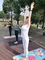 -Yvon yoga 瑜伽·精准体态管理中心