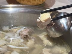 -喃喃椰·糟粕醋·椰子鸡火锅(七堡花园店)