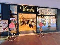 -VENCHI 闻绮(上海佛罗伦萨小镇店)