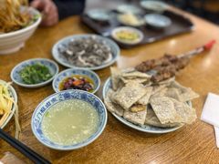 老北京炸灌肠-门框胡同百年卤煮(新街口店)