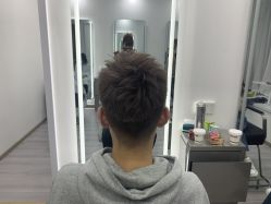 点击看大图 -LILI·HAIR SALON理理造型