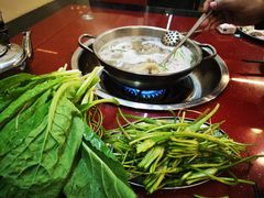 -老石黑山羊毛驴肉火锅(金凯广场店)