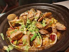 -蚝堡海鲜·威海菜·海肠捞饭·烧烤·亚洲吃蚝公司(幸福门店)