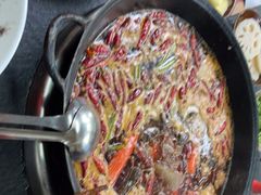 -四小区火锅·巷子里的重庆火锅(花照壁店)