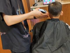 -首脑美容美发化妆美甲培训学校(龙岗校区)