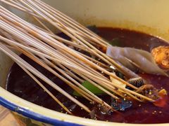 -拈签一笑黄牛肉辣卤串串