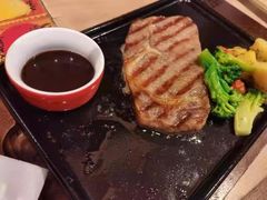 -必胜客(机场路店)