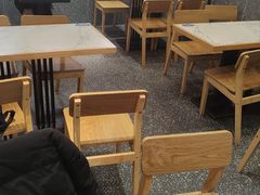 -牛吃草牛肉面(甬港南路店)