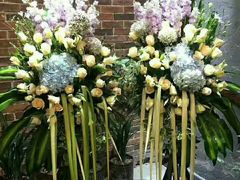 -万卉源鲜花店(百尚生活广场店)