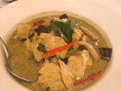 -Thai Pothong Restaurant