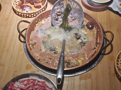 -洱火云南酸菜牛肉火锅(石景山当代商城店)