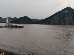 -三游洞